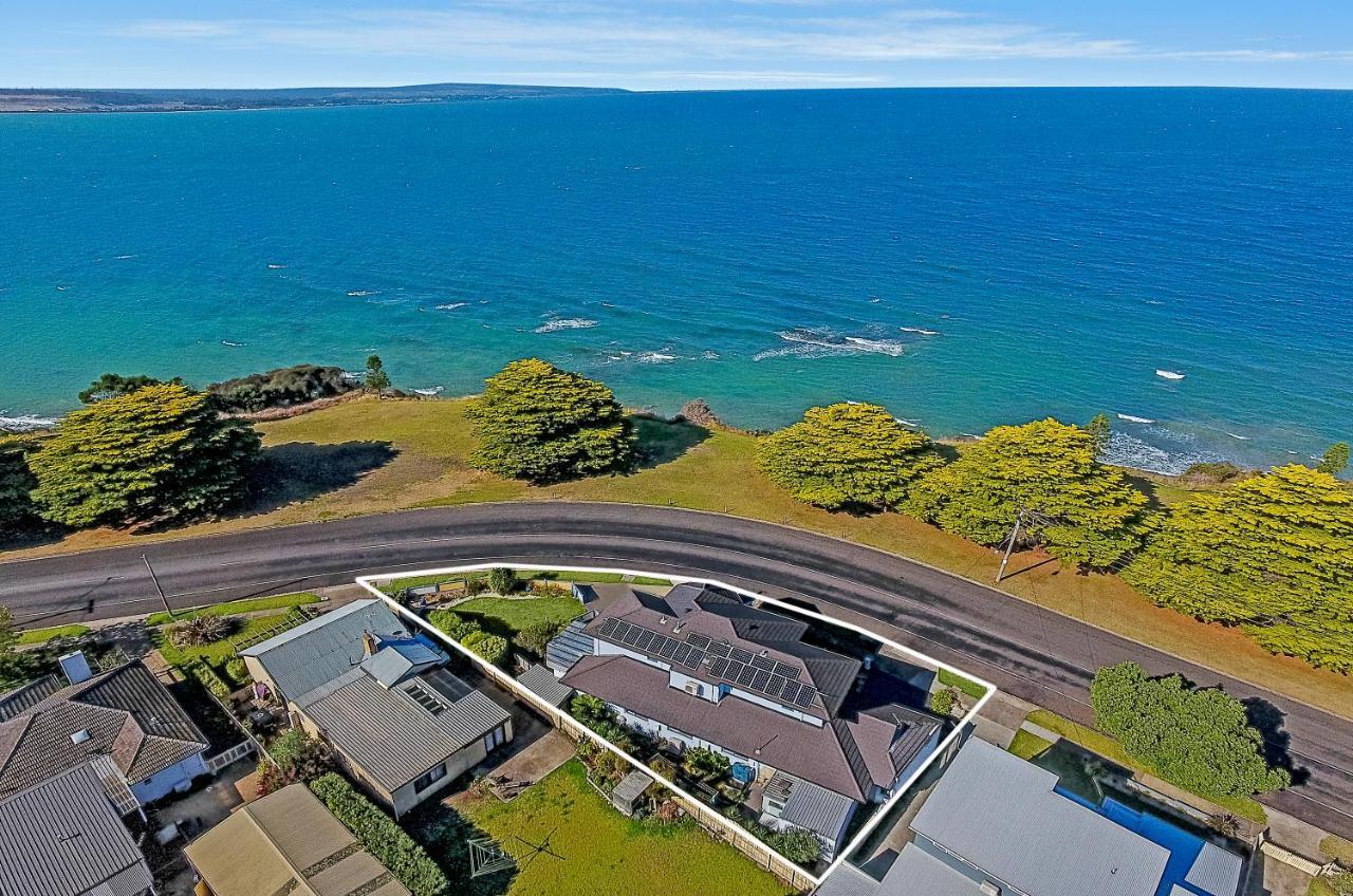 Seascape Accommodation Portland Exterior photo