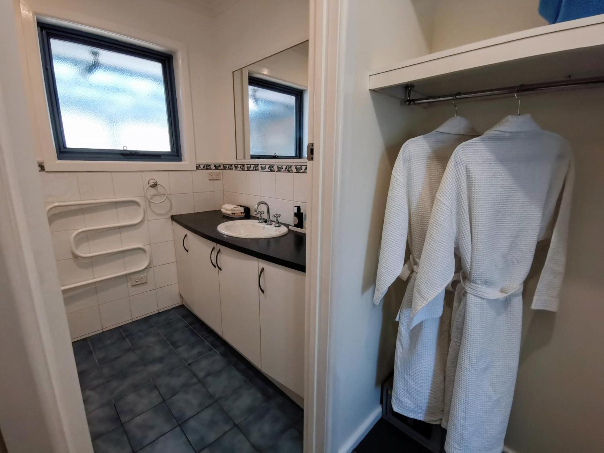 Seascape Accommodation Portland Room photo